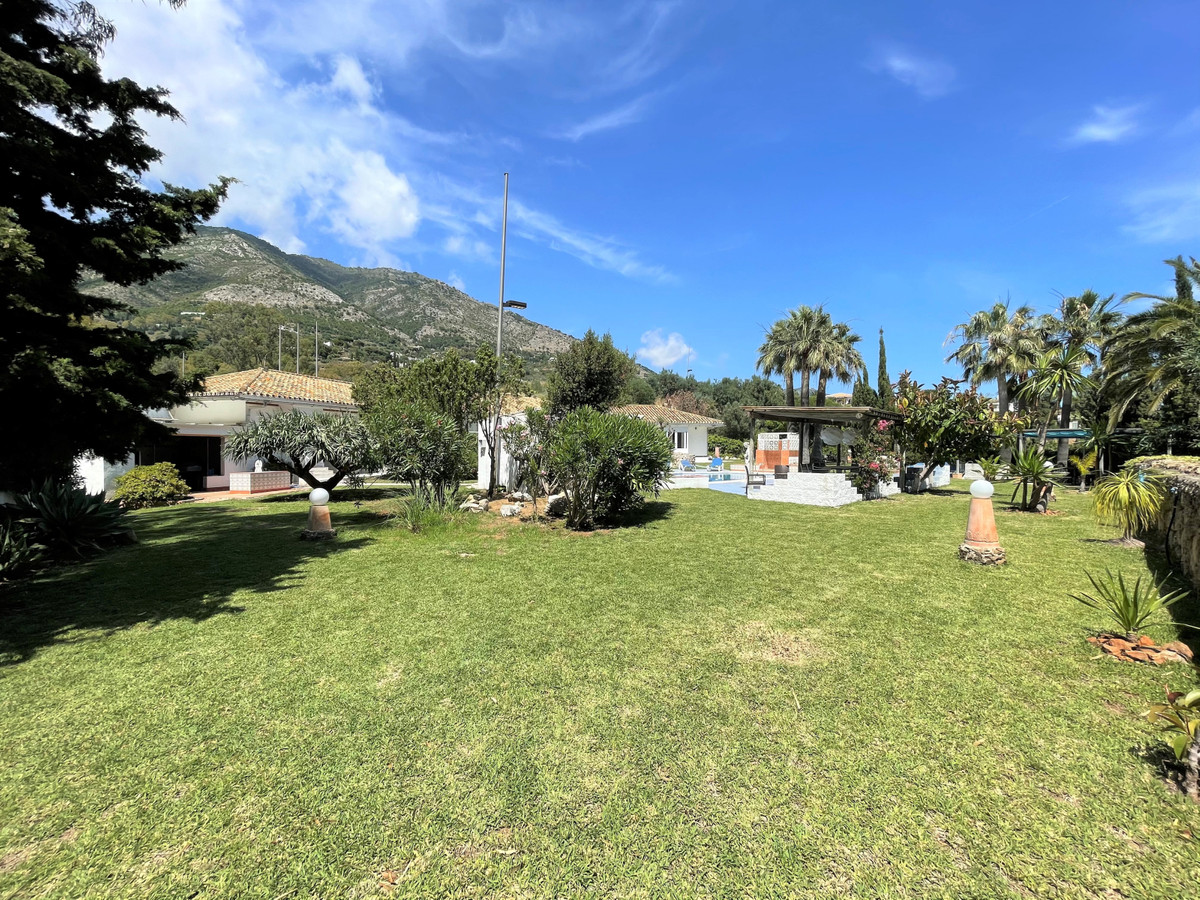 7 Bed Townhouse for sale in Mijas Costa Del Sol, Málaga, Spain
