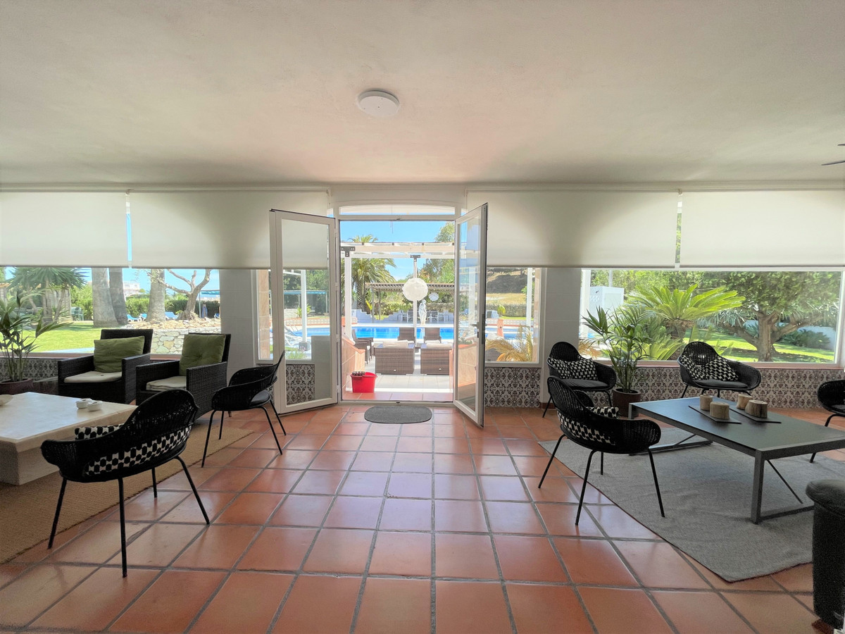 7 Bed Townhouse for sale in Mijas Costa Del Sol, Málaga, Spain