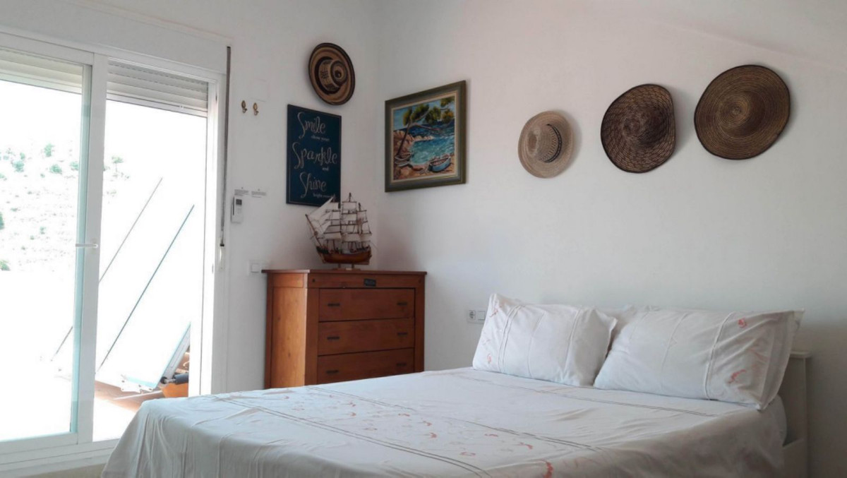 4 Bed Apartment for sale in Benalmadena Costa Del Sol, Málaga, Spain