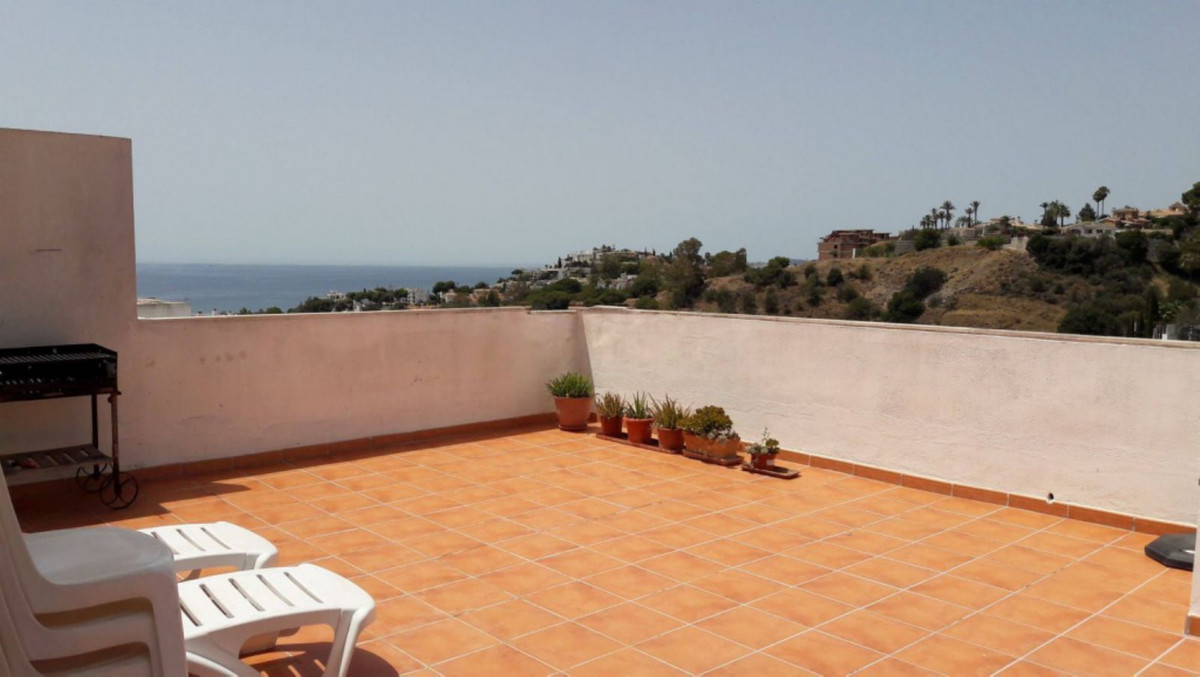 4 Bed Apartment for sale in Benalmadena Costa Del Sol, Málaga, Spain