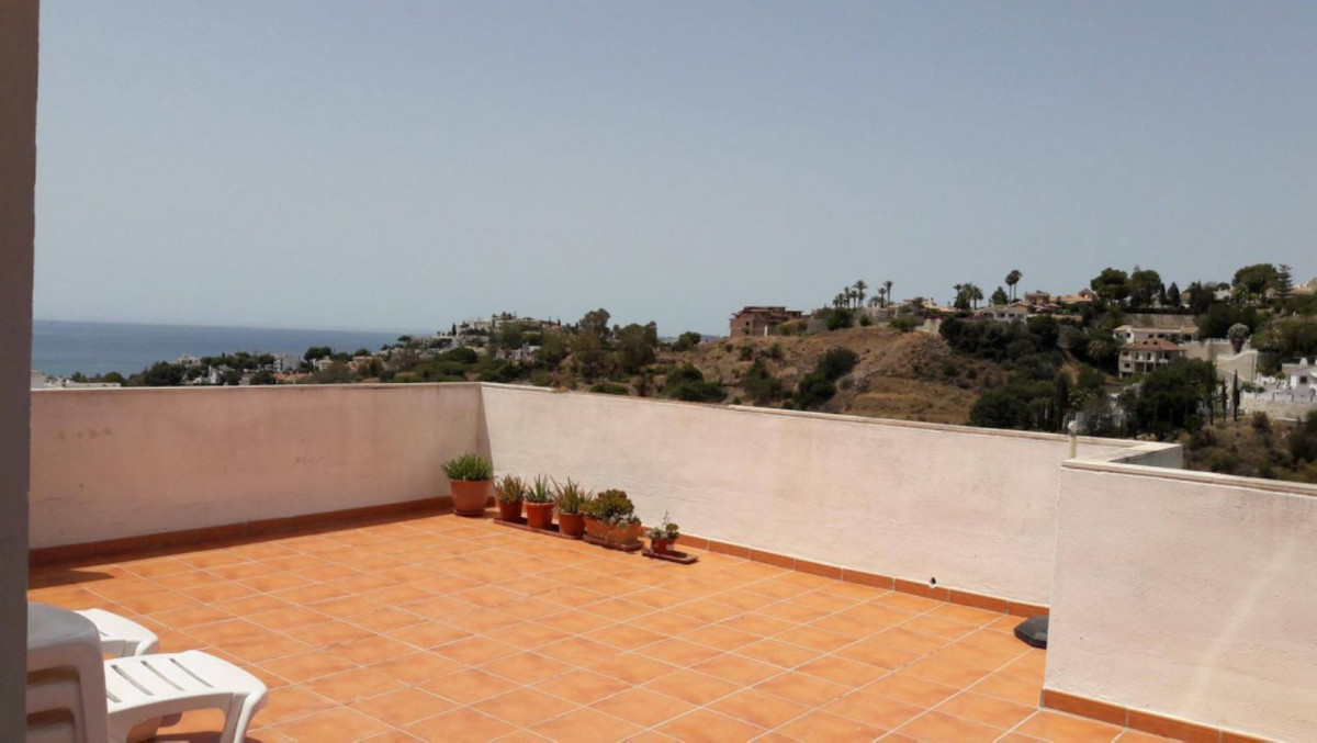4 Bed Apartment for sale in Benalmadena Costa Del Sol, Málaga, Spain