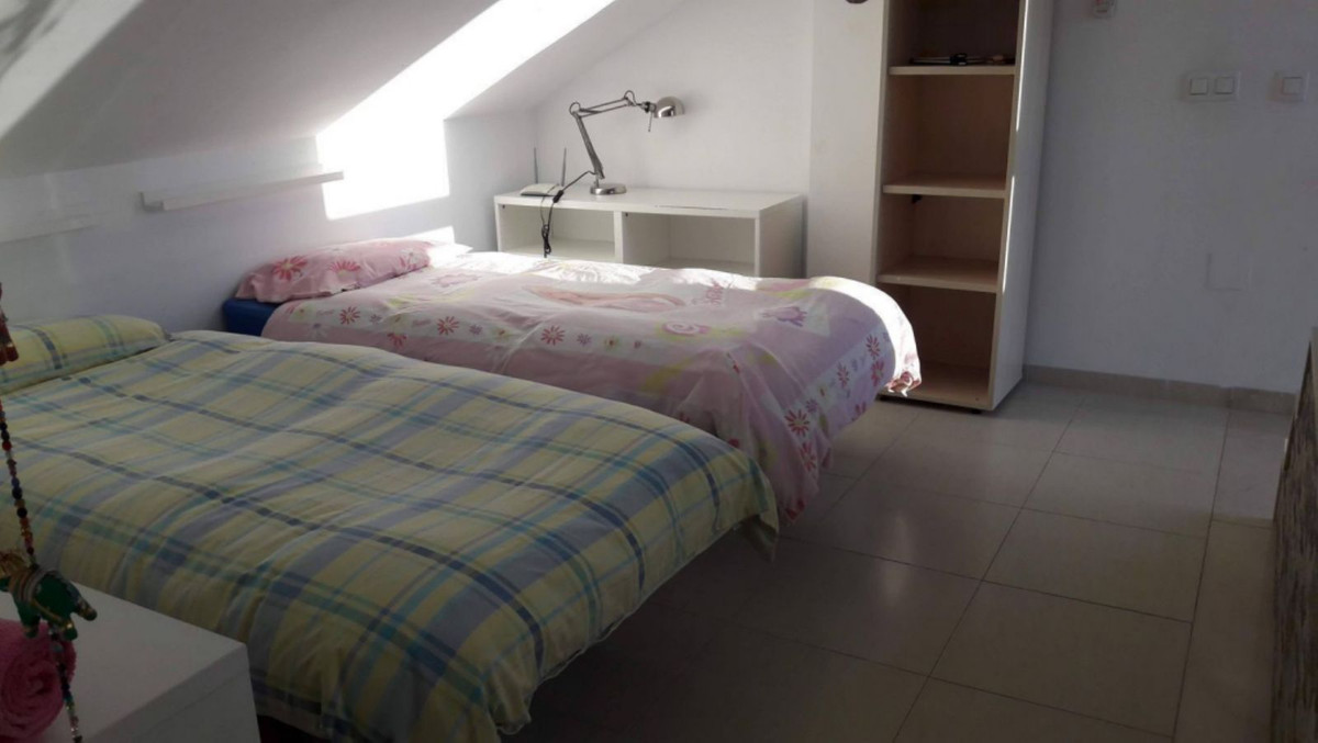 4 Bed Apartment for sale in Benalmadena Costa Del Sol, Málaga, Spain