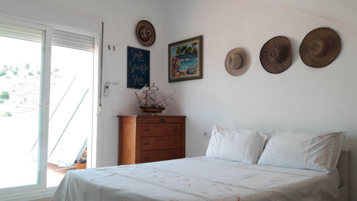 4 Bed Apartment for sale in Benalmadena Costa Del Sol, Málaga, Spain