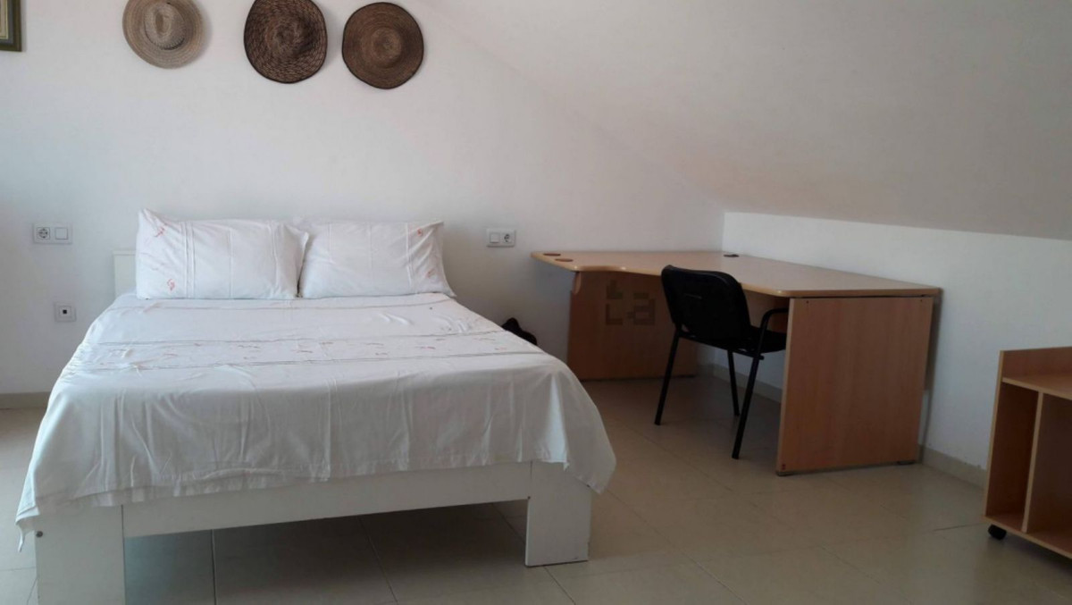 4 Bed Apartment for sale in Benalmadena Costa Del Sol, Málaga, Spain