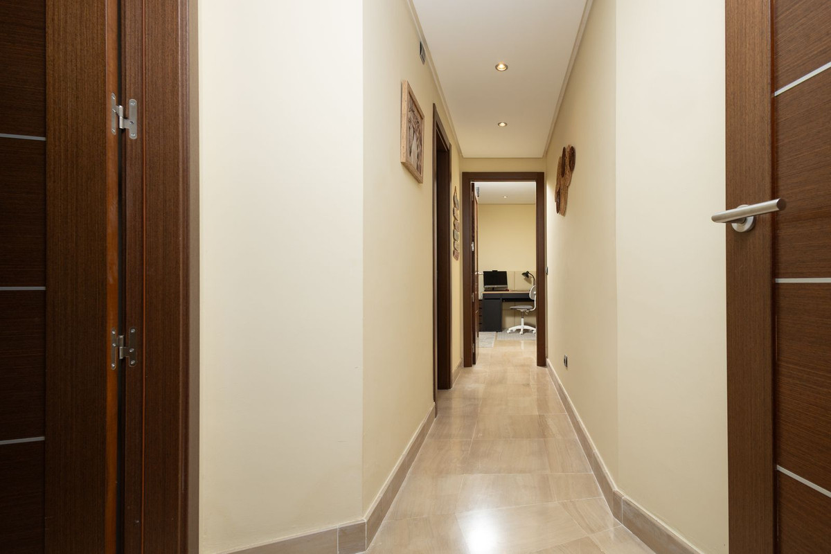 3 Bed Apartment for sale in New Golden Mile Costa Del Sol, Málaga, Spain