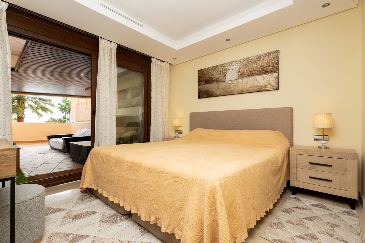 3 Bed Apartment for sale in New Golden Mile Costa Del Sol, Málaga, Spain
