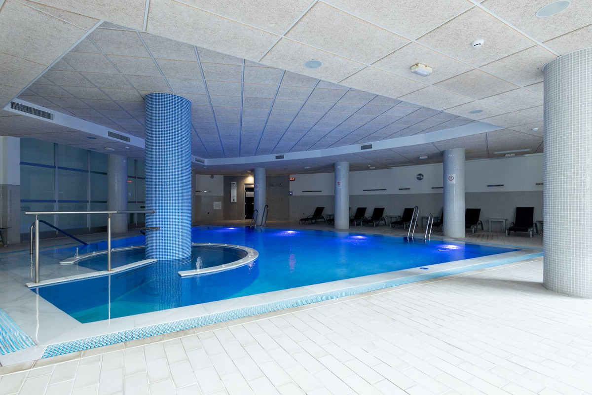 3 Bed Apartment for sale in New Golden Mile Costa Del Sol, Málaga, Spain