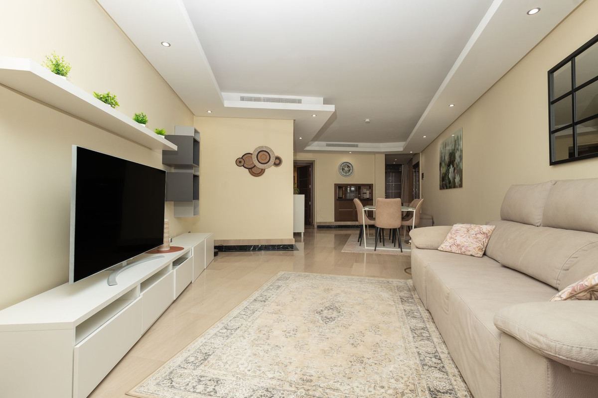 3 Bed Apartment for sale in New Golden Mile Costa Del Sol, Málaga, Spain