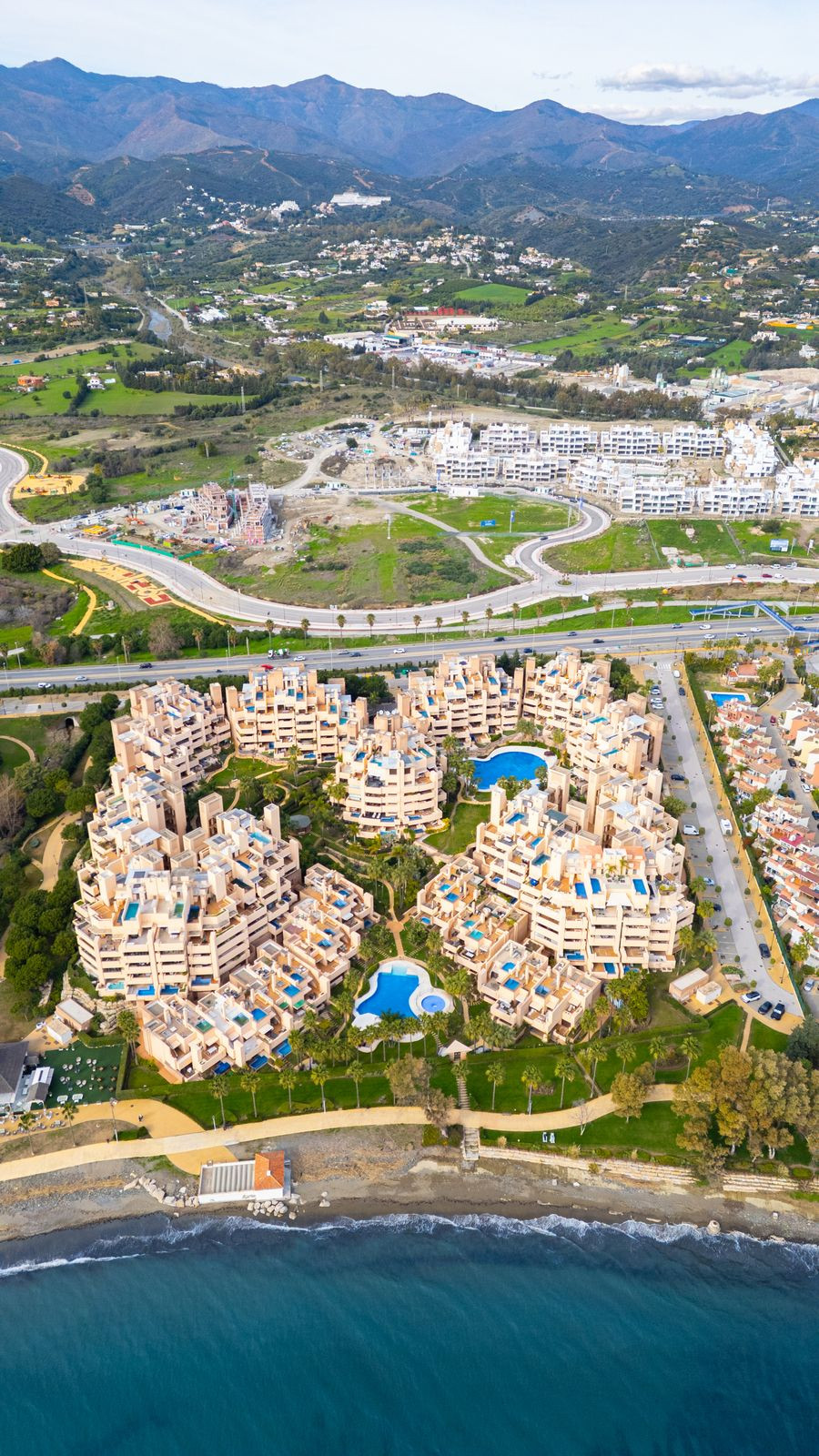 3 Bed Apartment for sale in New Golden Mile Costa Del Sol, Málaga, Spain