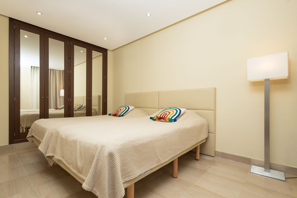 3 Bed Apartment for sale in New Golden Mile Costa Del Sol, Málaga, Spain