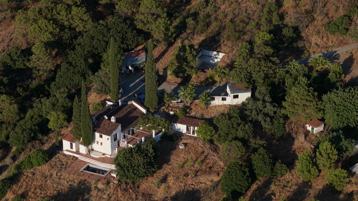 Plots for sale in Estepona Costa Del Sol, Málaga, Spain