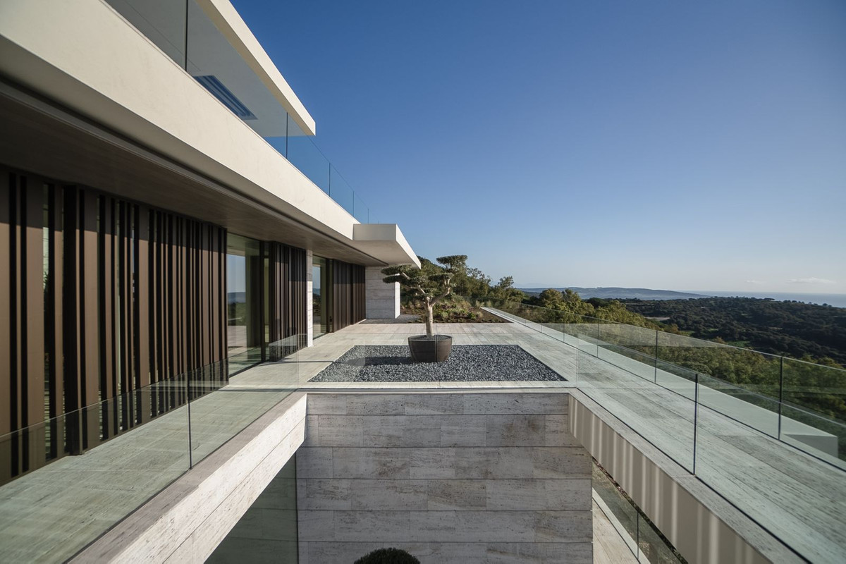 7 Bed Townhouse for sale in Sotogrande Costa Del Sol, Cádiz, Spain