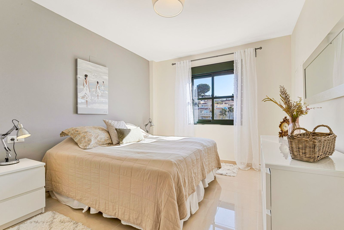 3 Bed Townhouse for sale in Los Pacos Costa Del Sol, Málaga, Spain