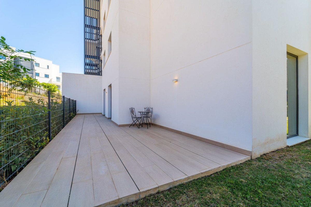 3 Bed Apartment for sale in Fuengirola Costa Del Sol, Málaga, Spain