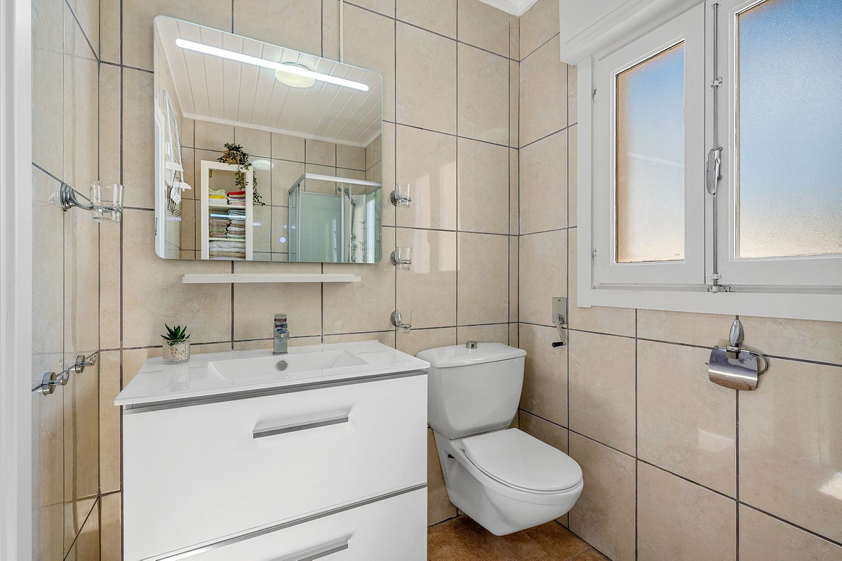 Se vende Villa - Chalet de 7 dormitorios en Costa Blanca, Alicante, España