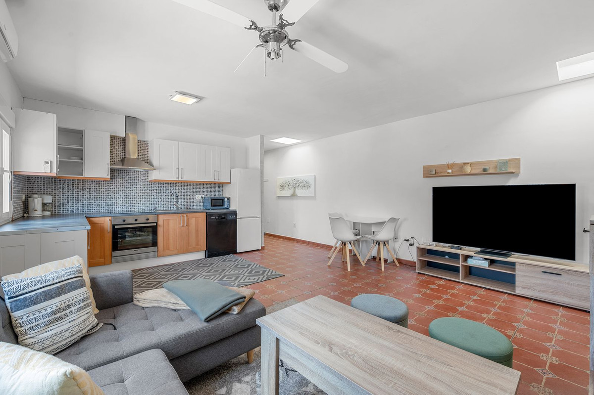 Se vende Villa - Chalet de 7 dormitorios en Costa Blanca, Alicante, España