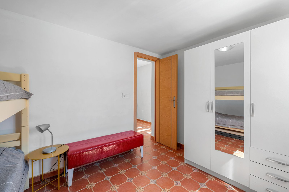 Se vende Villa - Chalet de 7 dormitorios en Costa Blanca, Alicante, España