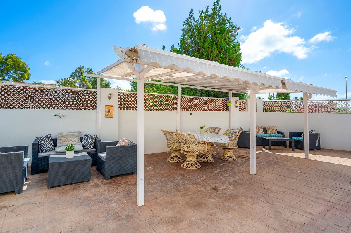 Se vende Villa - Chalet de 7 dormitorios en Costa Blanca, Alicante, España