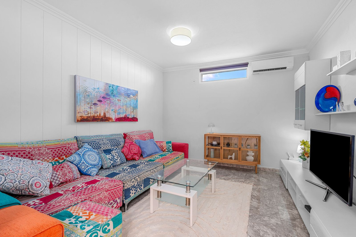 Se vende Villa - Chalet de 7 dormitorios en Costa Blanca, Alicante, España