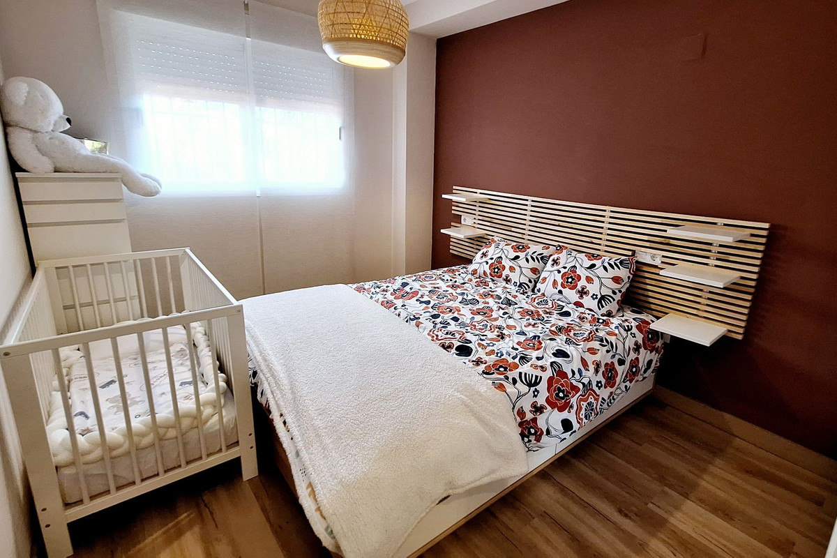 Se vende Apartamento Planta Baja de 2 dormitorios en Costa Del Sol, Málaga, España