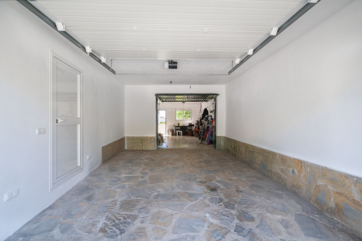 3 Bed Townhouse for sale in San Pedro De Alcántara Costa Del Sol, Málaga, Spain