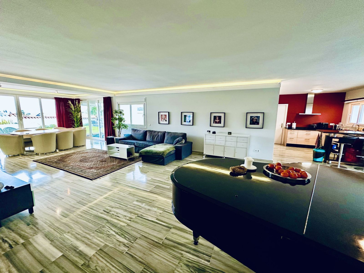 3 Bed Townhouse for sale in San Pedro De Alcántara Costa Del Sol, Málaga, Spain