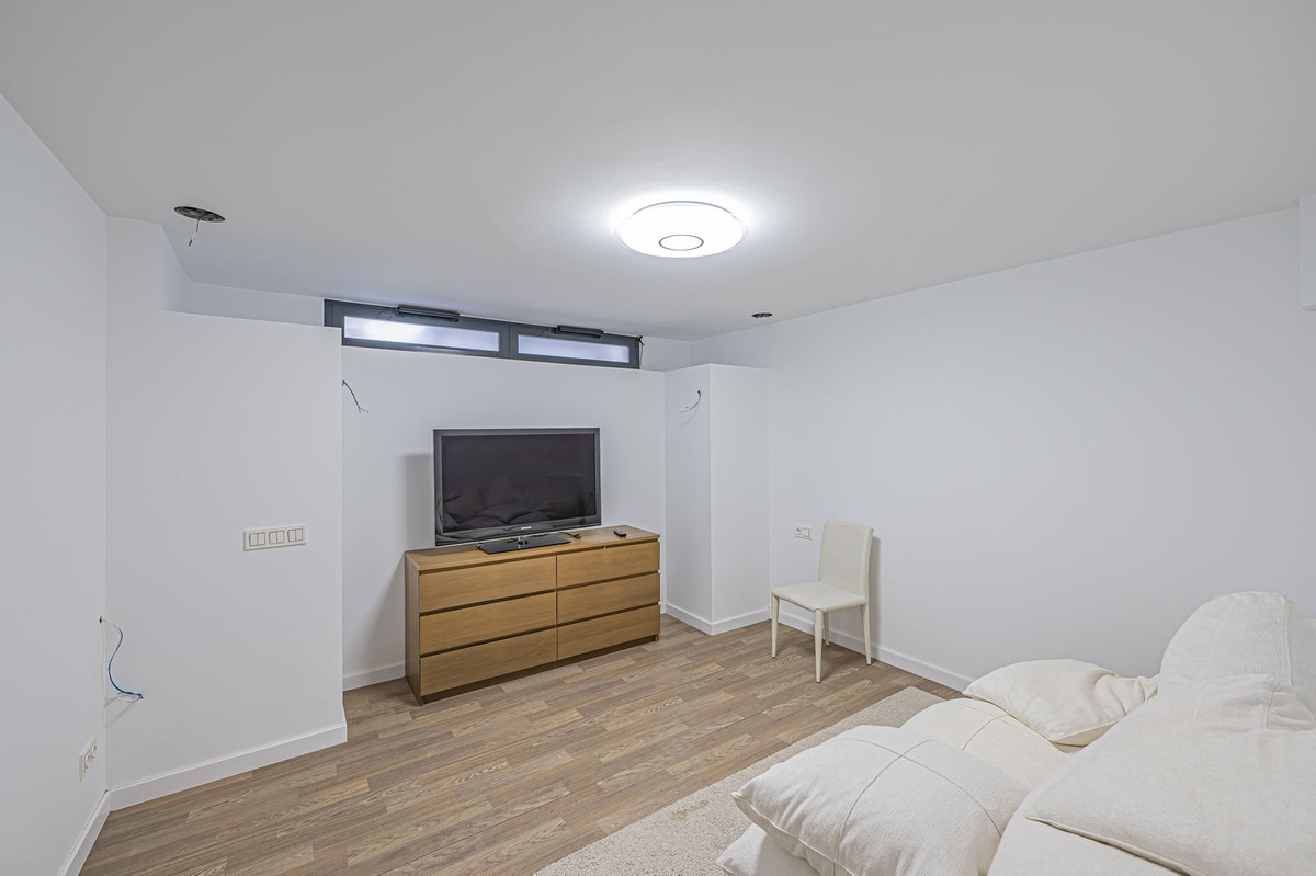 4 Bed Townhouse for sale in San Pedro De Alcántara Costa Del Sol, Málaga, Spain