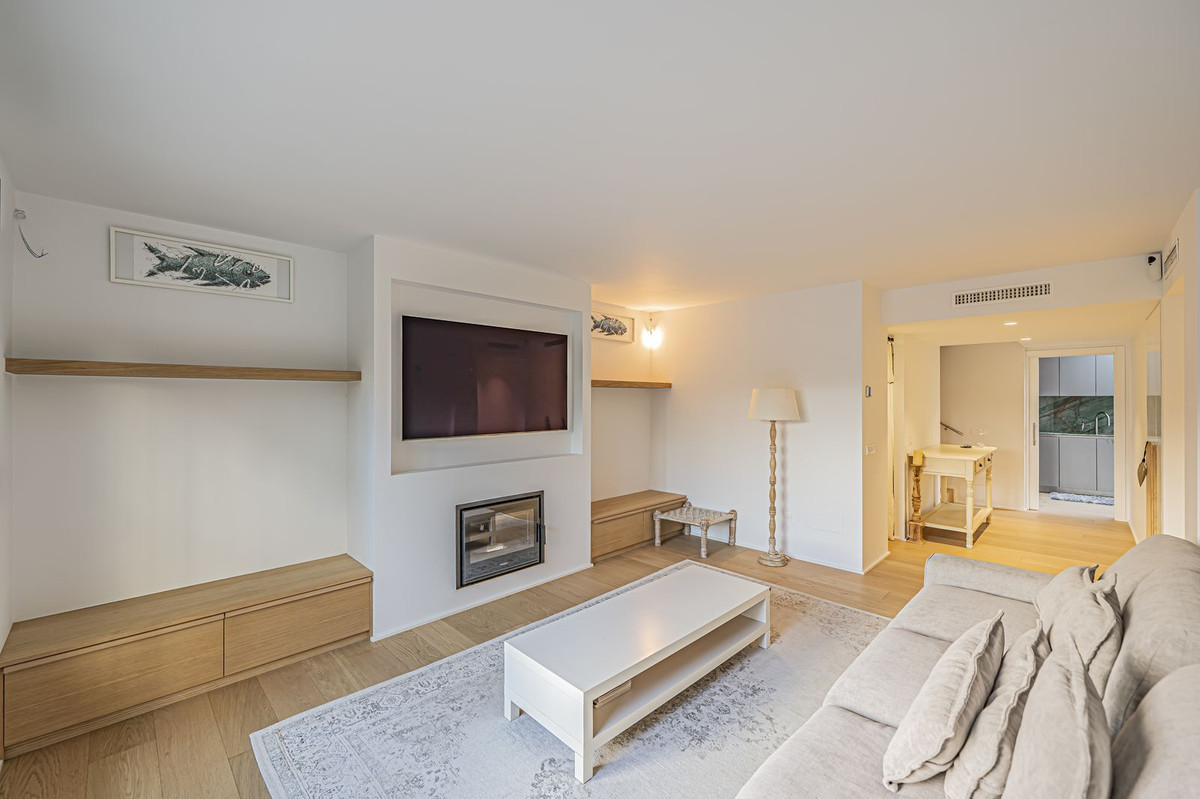 4 Bed Townhouse for sale in San Pedro De Alcántara Costa Del Sol, Málaga, Spain