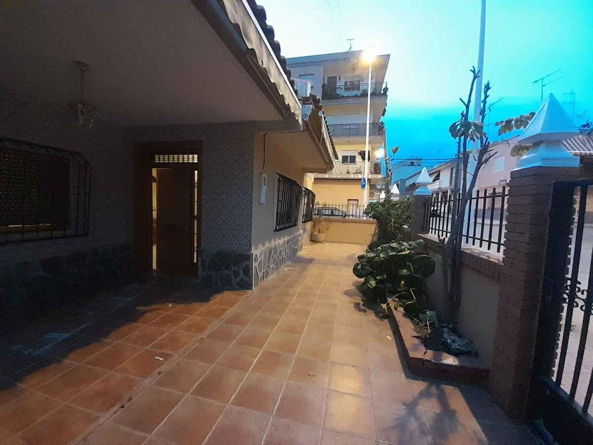 Se vende Adosada de 5 dormitorios en Costa Calida, Murcia, España
