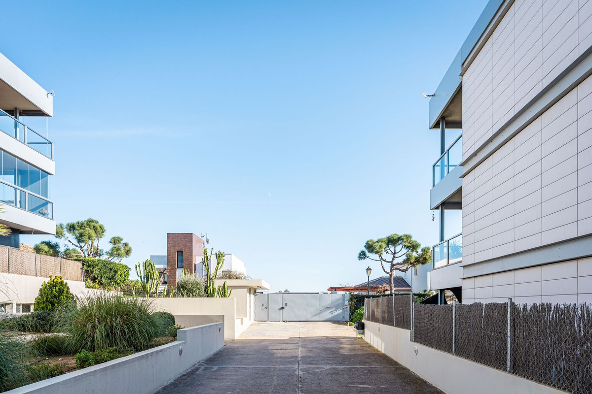 Se vende Apartamento Planta Media de 3 dormitorios en Costa Del Sol, Málaga, España