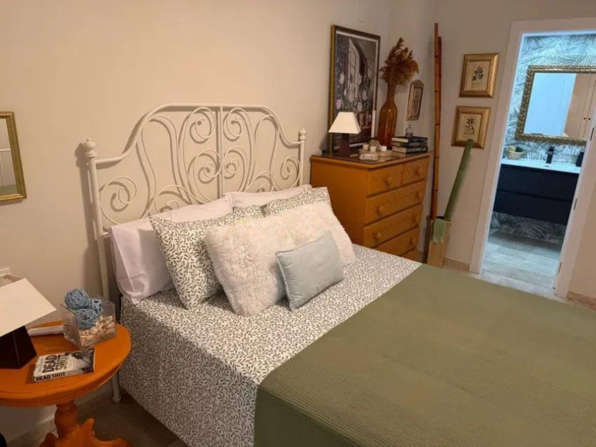 2 Bed Apartment for sale in Las Chapas Costa Del Sol, Málaga, Spain