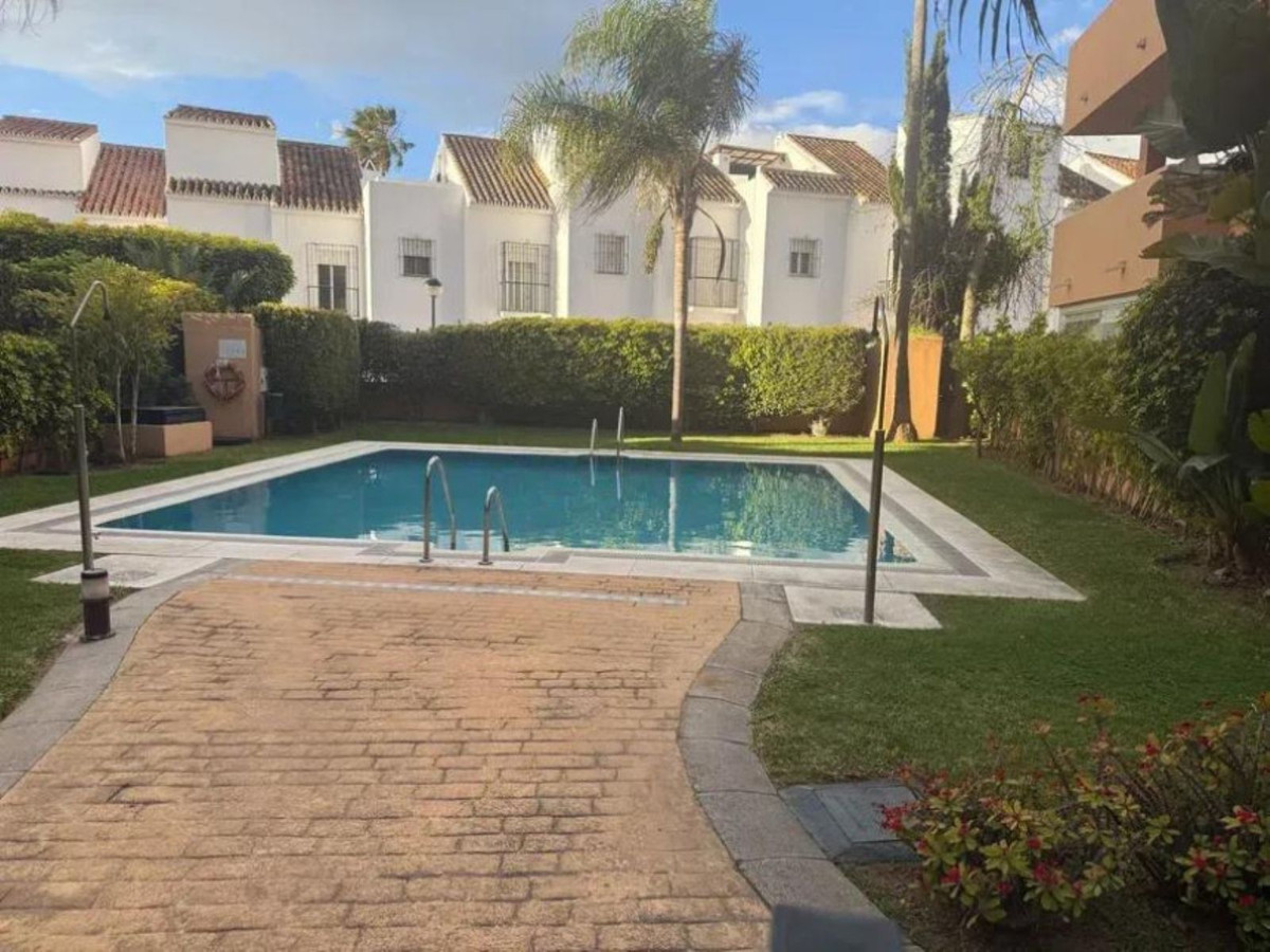 2 Bed Apartment for sale in Las Chapas Costa Del Sol, Málaga, Spain