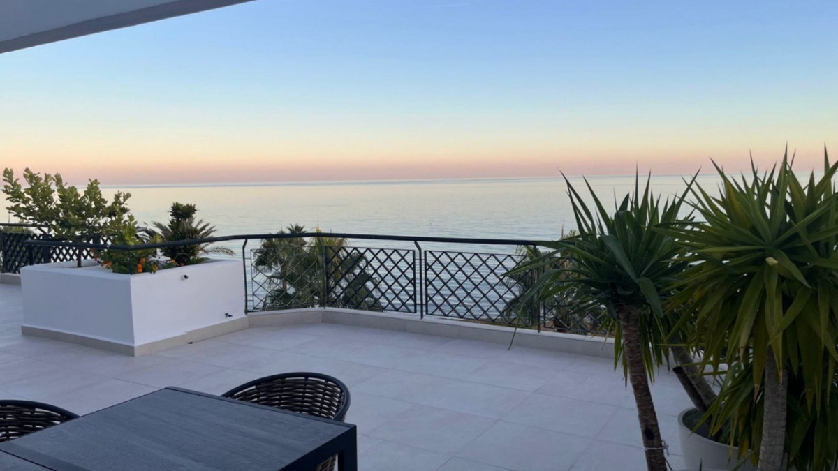 3 Bed Apartment for sale in Mijas Costa Del Sol, Málaga, Spain