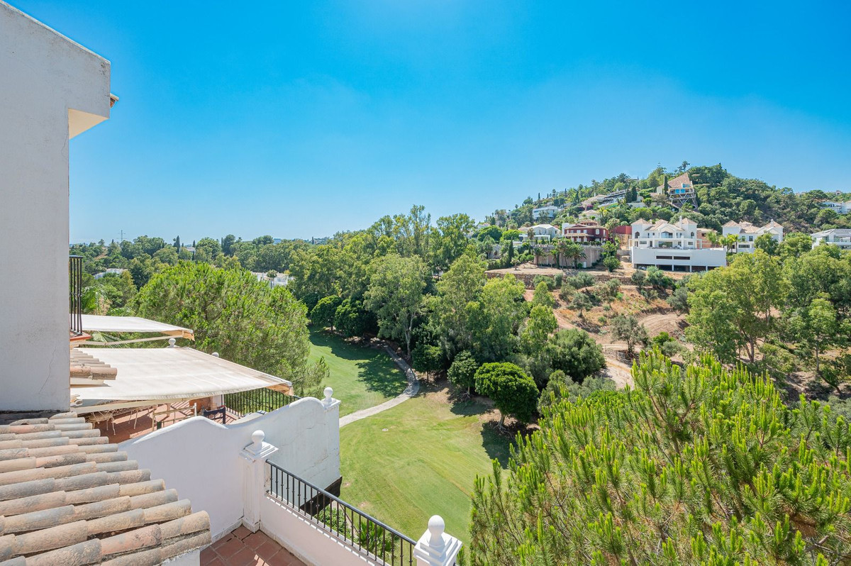 4 Bed Townhouse for sale in La Quinta Costa Del Sol, Málaga, Spain