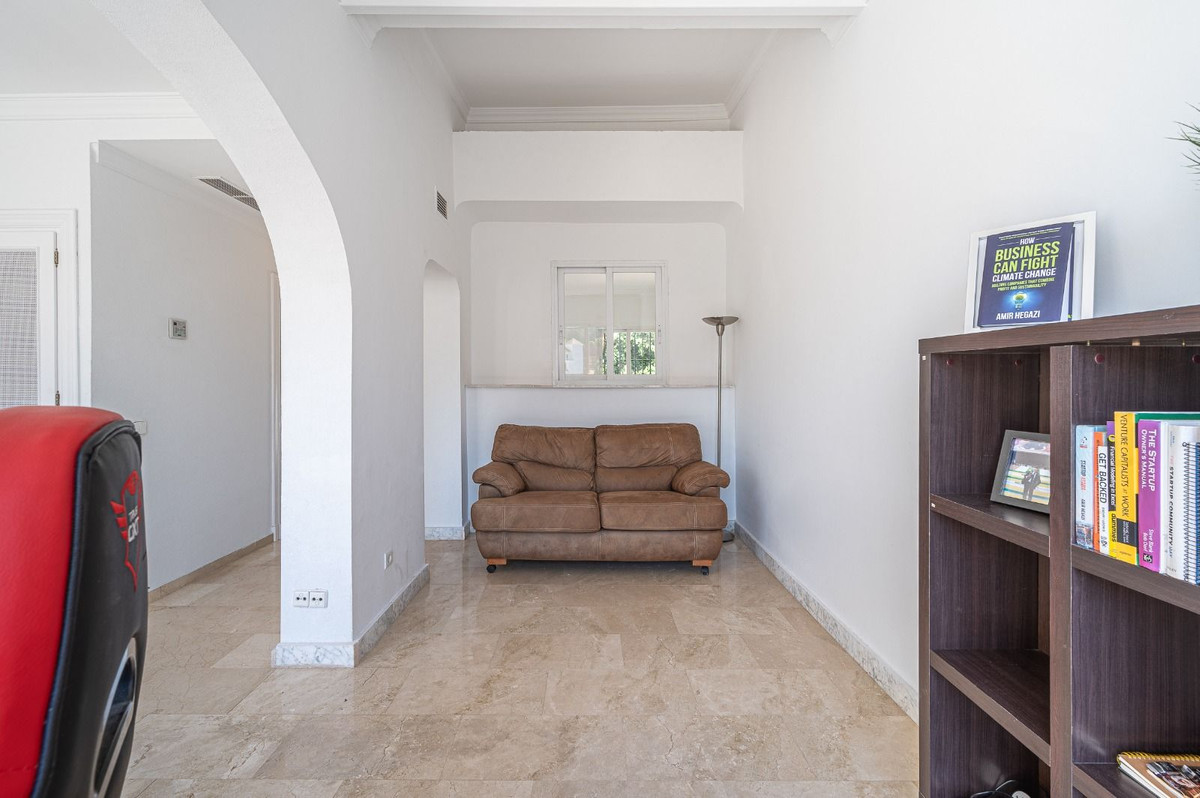 4 Bed Townhouse for sale in La Quinta Costa Del Sol, Málaga, Spain