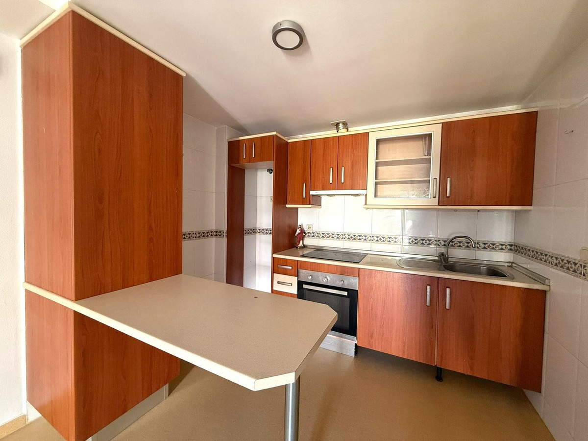 Se vende Apartamento Planta Media de 2 dormitorios en Costa Del Sol, Málaga, España