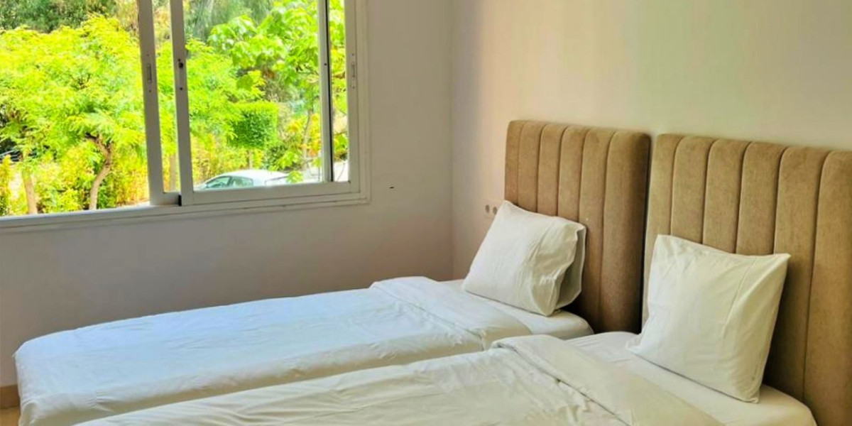 2 Bed Apartment for sale in The Golden Mile Costa Del Sol, Málaga, Spain