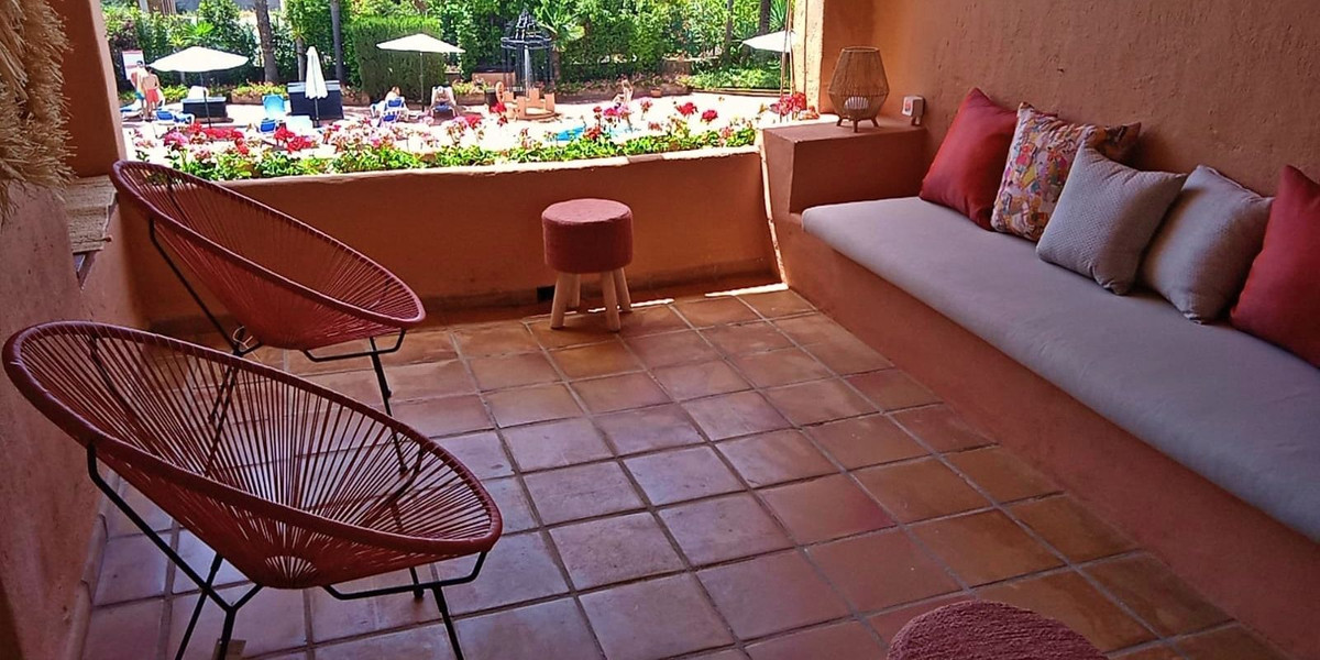 2 Bed Apartment for sale in The Golden Mile Costa Del Sol, Málaga, Spain