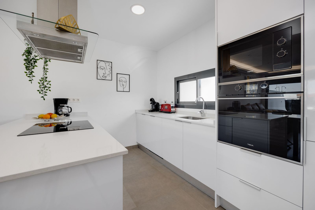 Se vende Pareada de 3 dormitorios en Costa Blanca, Alicante, España