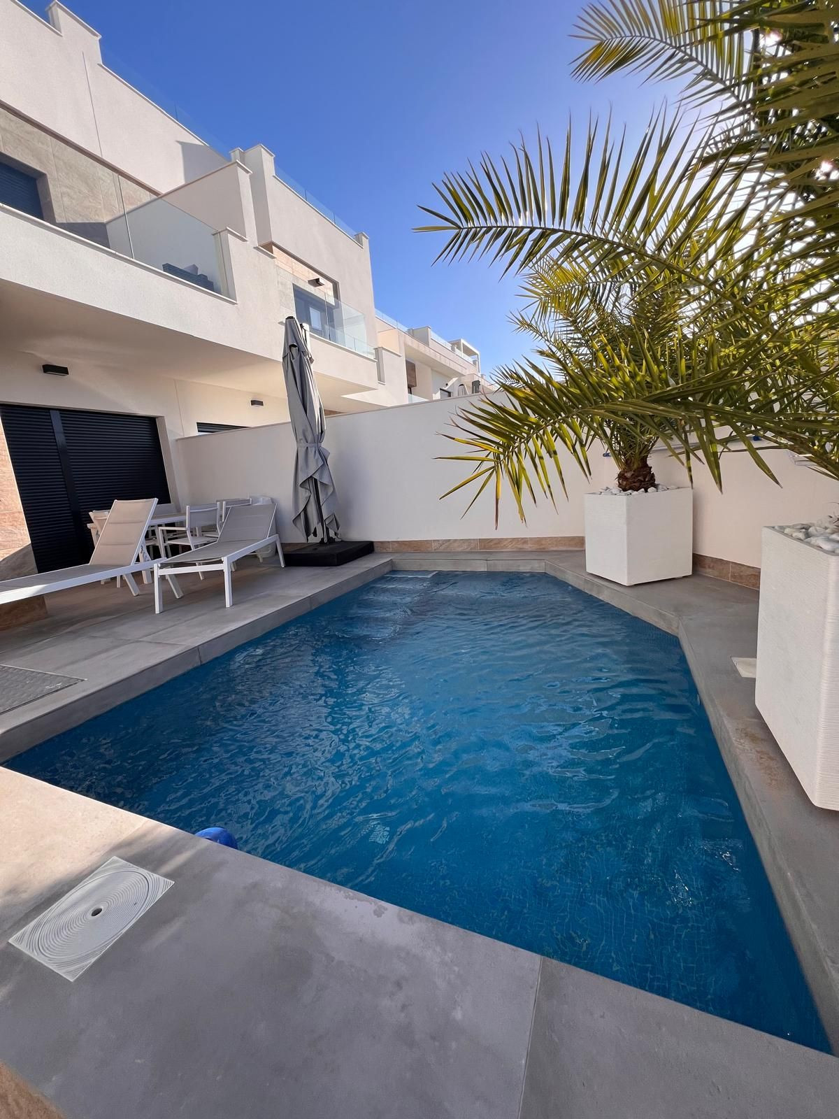 Se vende Pareada de 3 dormitorios en Costa Blanca, Alicante, España
