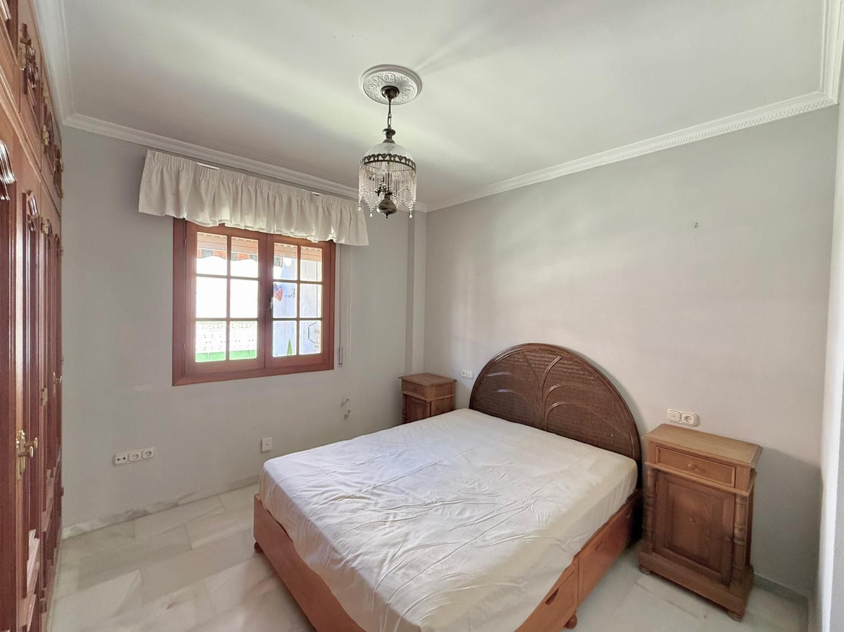 2 Bed Apartment for sale in Fuengirola Costa Del Sol, Málaga, Spain