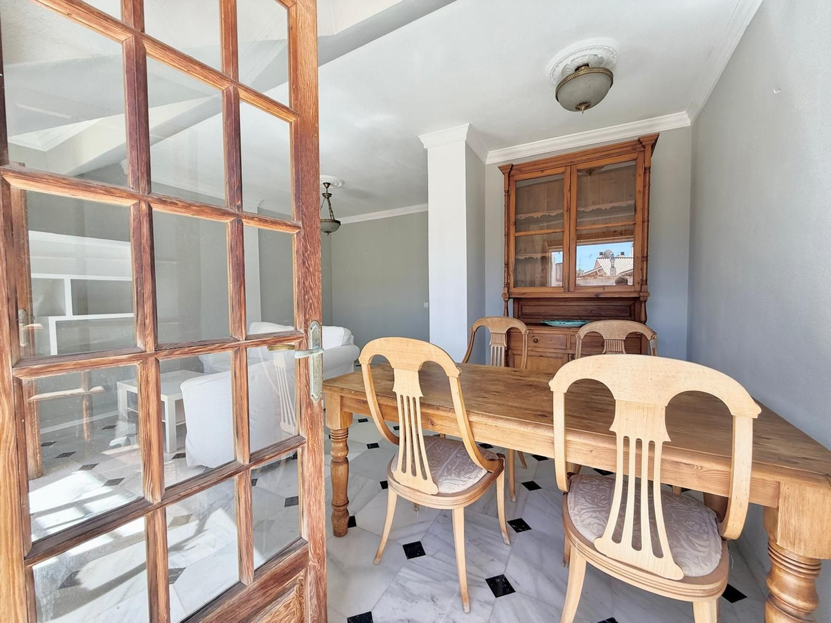 2 Bed Apartment for sale in Fuengirola Costa Del Sol, Málaga, Spain