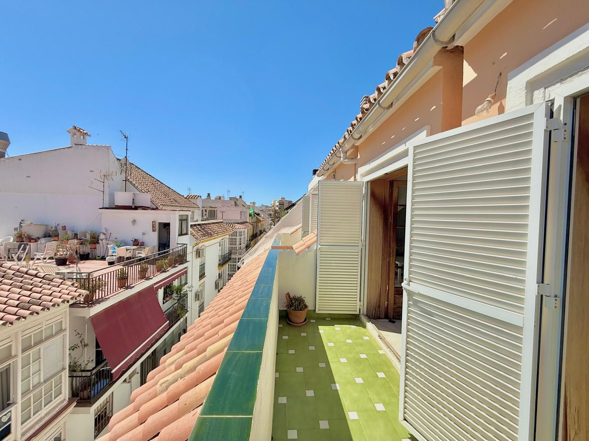 2 Bed Apartment for sale in Fuengirola Costa Del Sol, Málaga, Spain