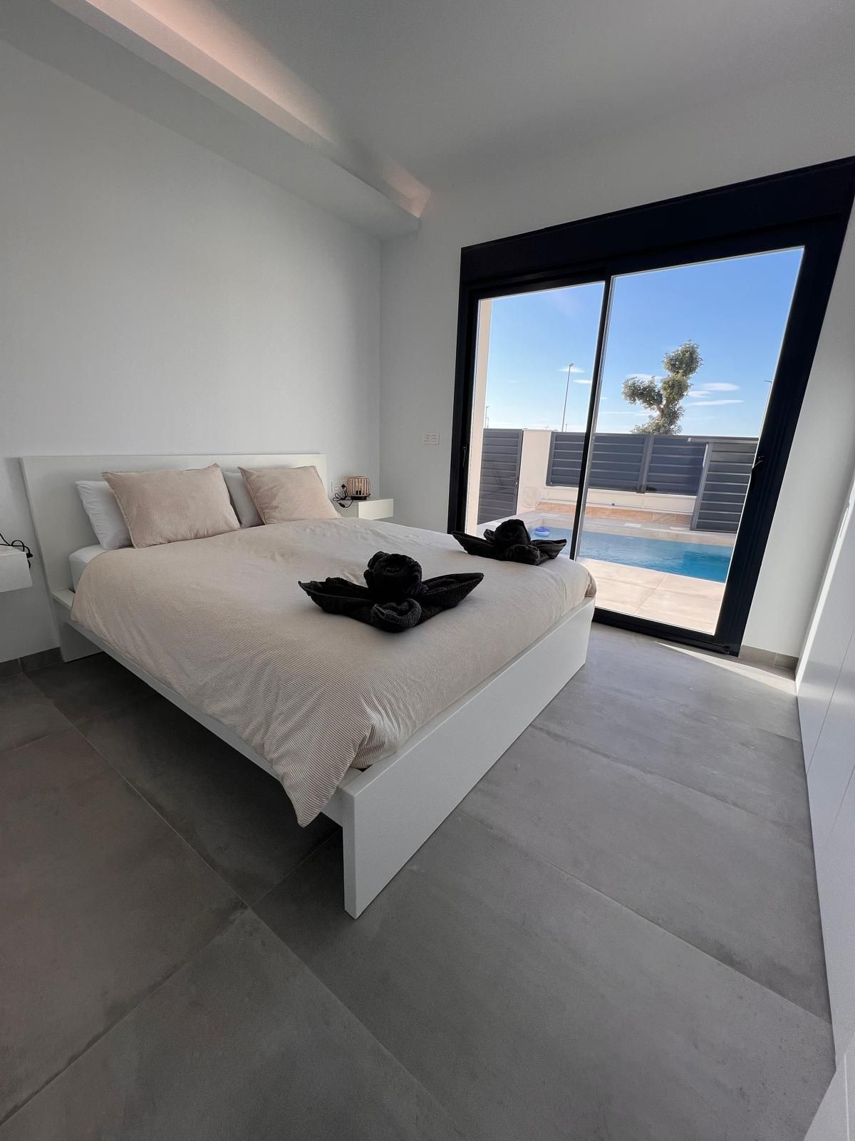 Se vende Pareada de 3 dormitorios en Costa Blanca, Alicante, España