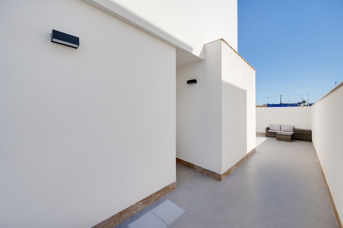 Se vende Pareada de 3 dormitorios en Costa Blanca, Alicante, España