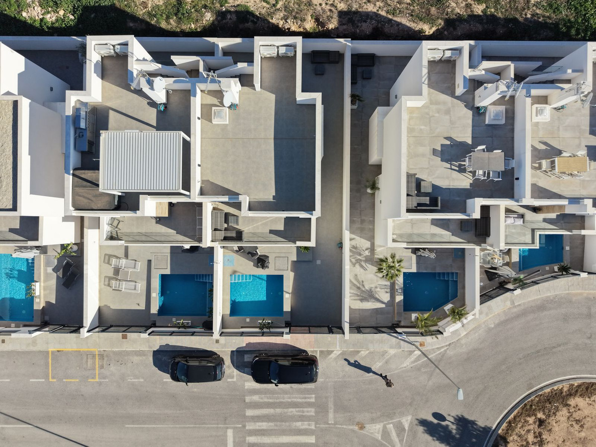 Se vende Pareada de 3 dormitorios en Costa Blanca, Alicante, España