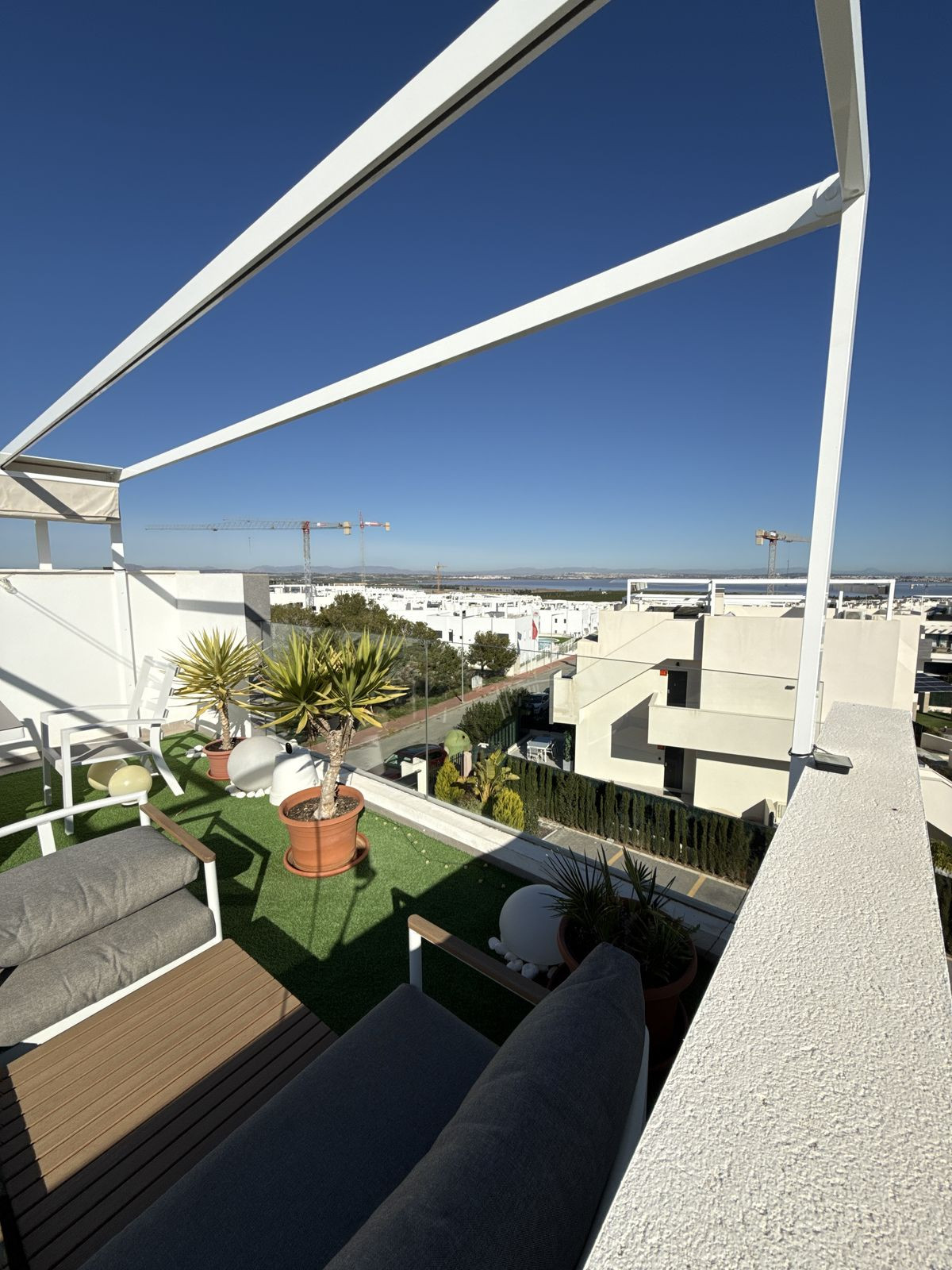 Se vende Apartamento en Planta Última de 2 dormitorios en Costa Blanca, Alicante, España
