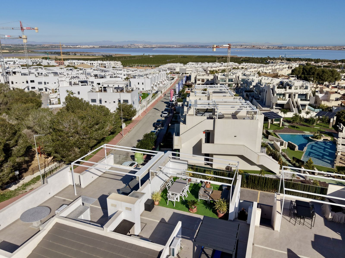 Se vende Apartamento en Planta Última de 2 dormitorios en Costa Blanca, Alicante, España