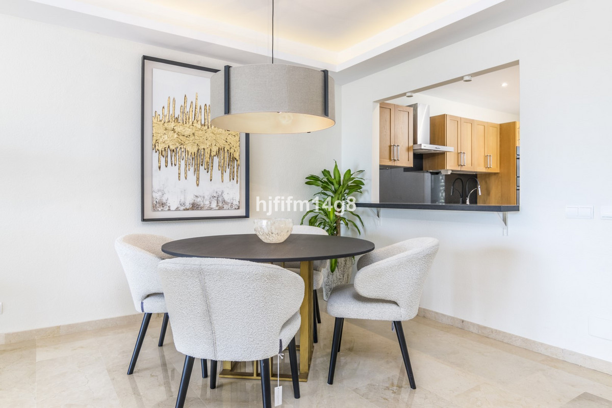 2 Bed Apartment for sale in Nueva Andalucía Costa Del Sol, Málaga, Spain