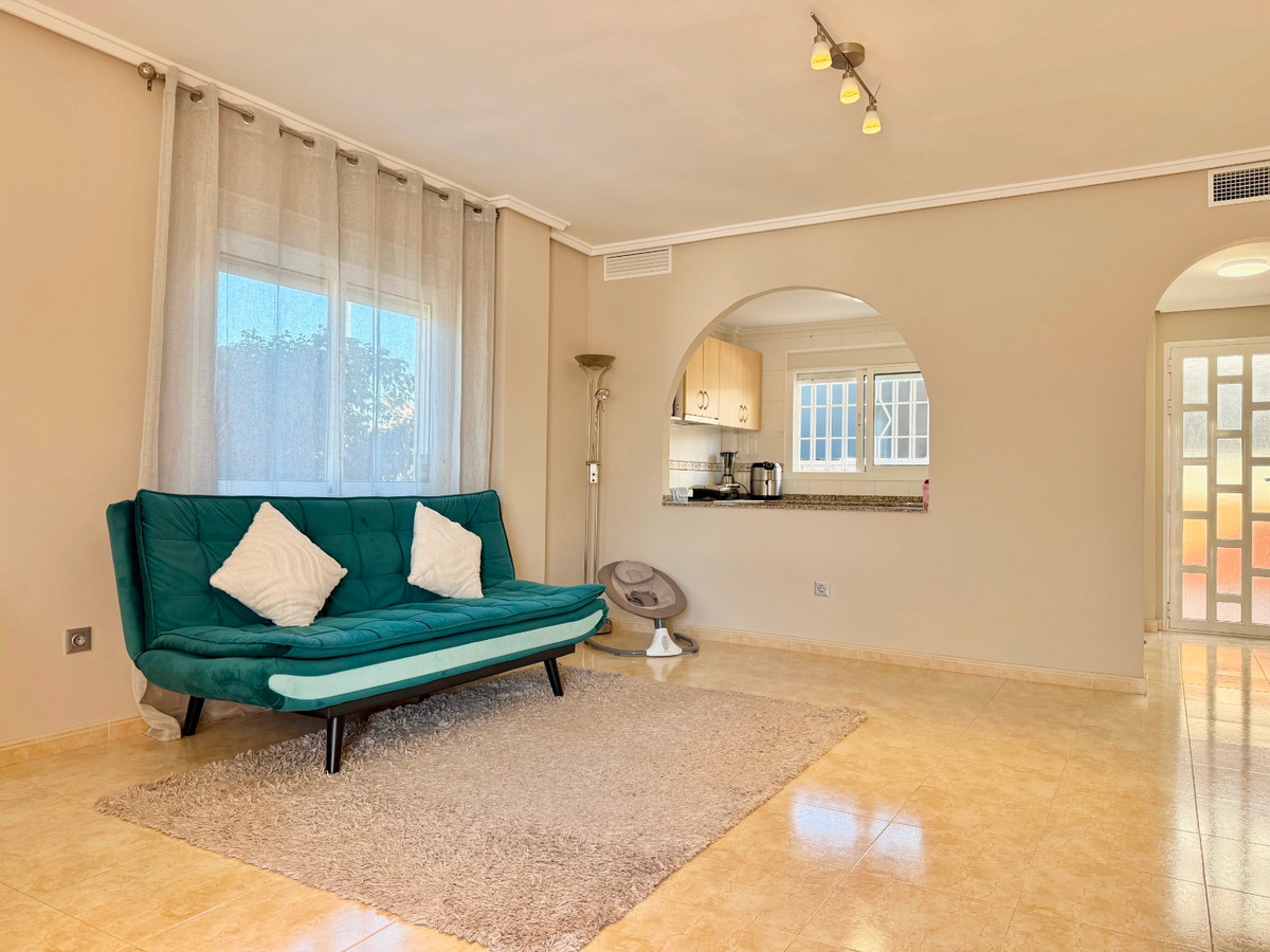 Se vende Pareada de 3 dormitorios en Costa Blanca, Alicante, España